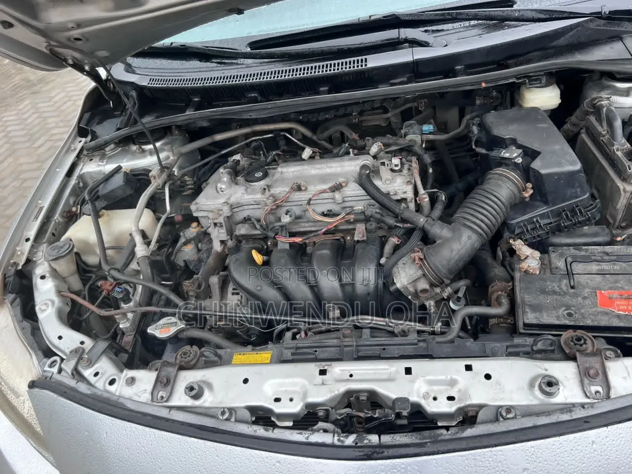 Toyota Corolla 2010 Silver