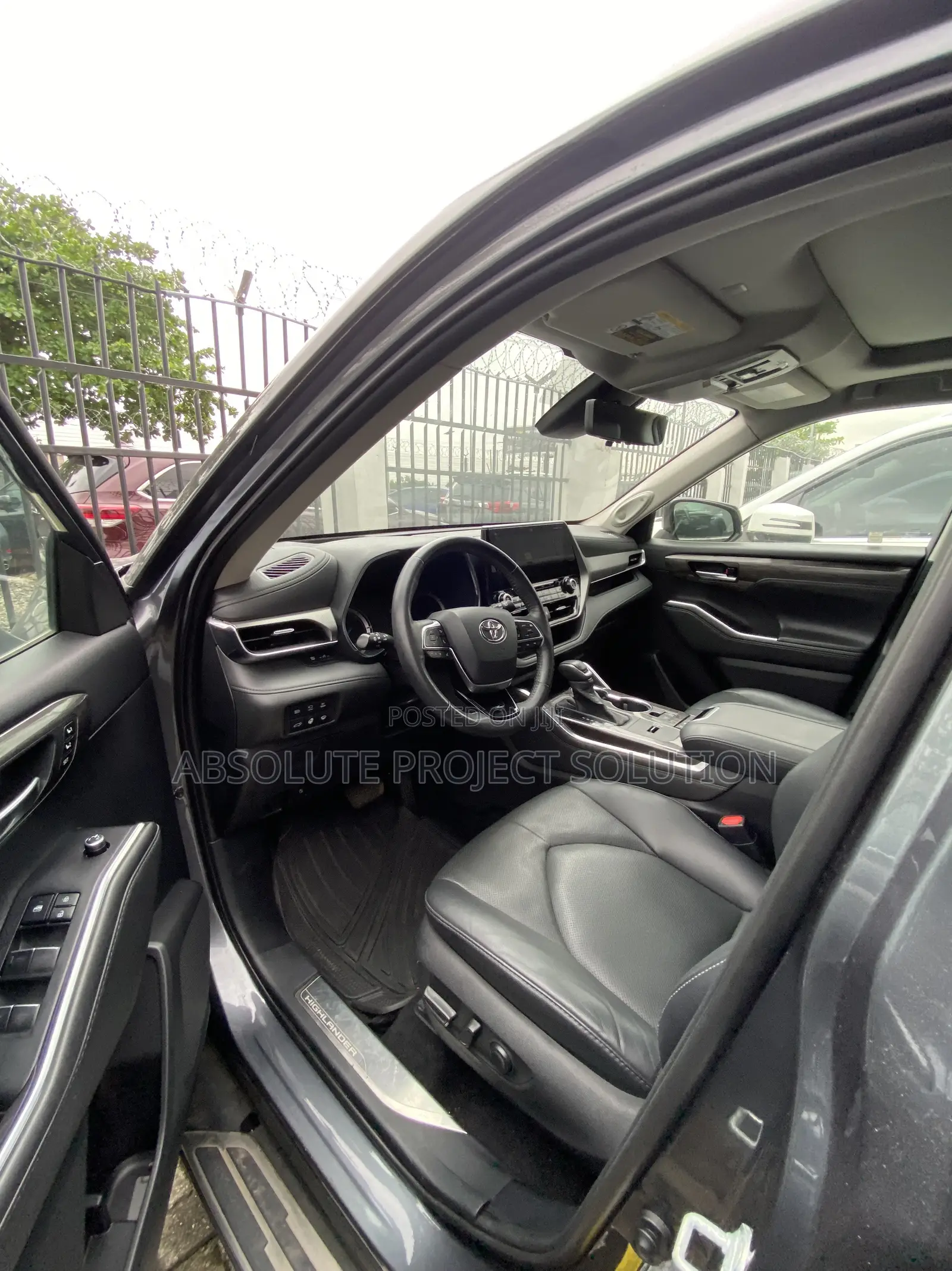 Toyota Highlander Platinum AWD 2020 Gray