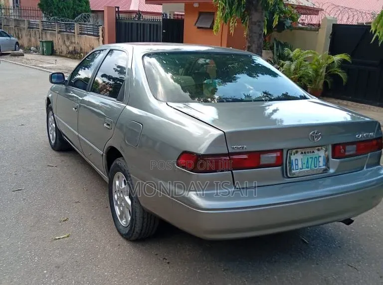 Toyota Camry 2001 Beige