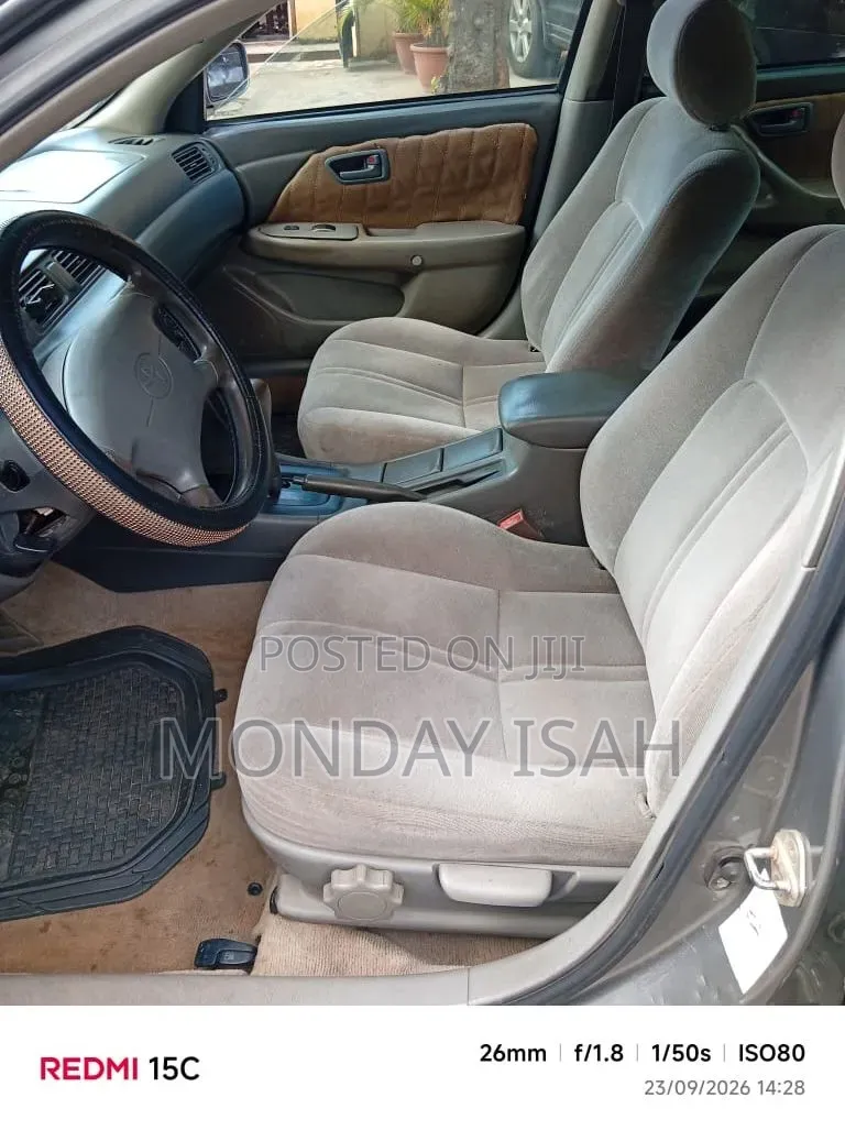 Toyota Camry 2001 Beige