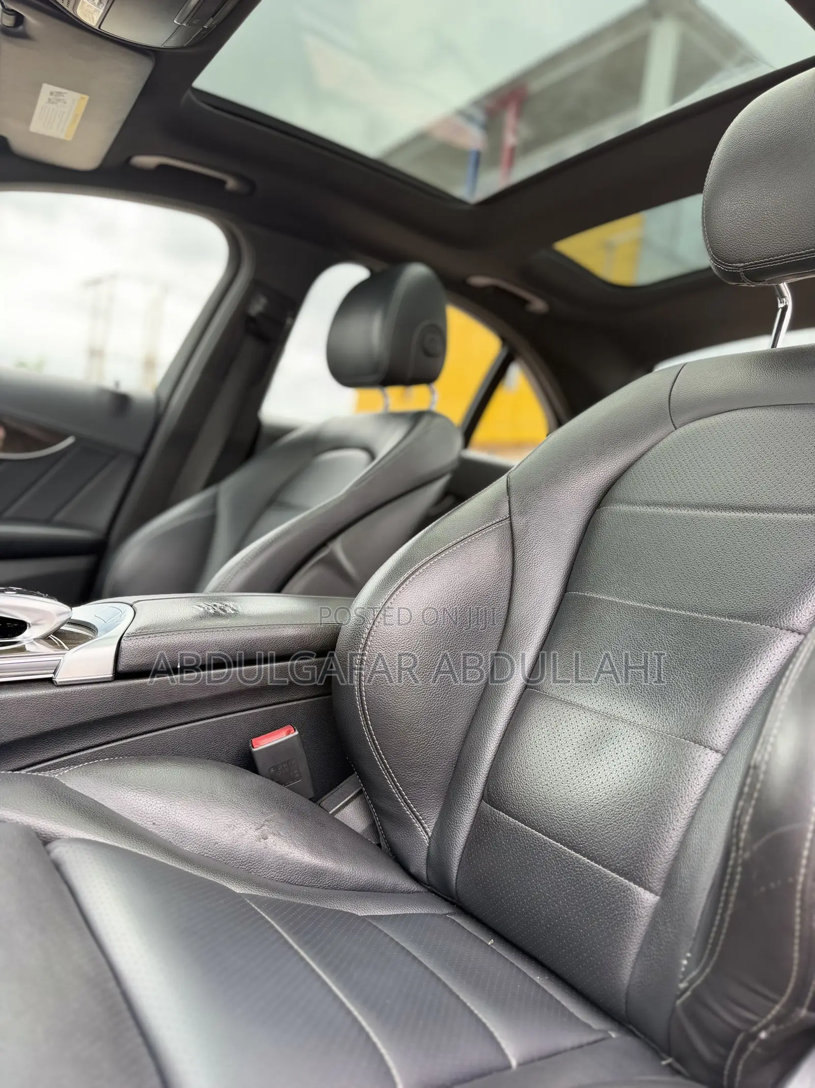 Mercedes-Benz C400 4Matic AWD Sedan (3.0L V6 7A) 2015 White