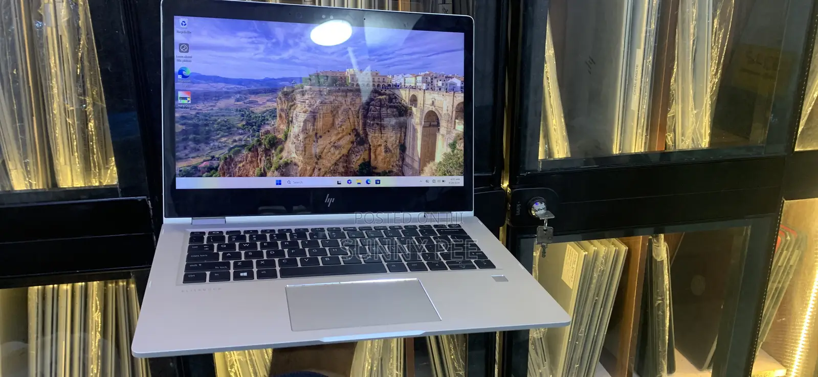 Laptop HP EliteBook 1030 16GB Intel Core i7 SSD 256GB