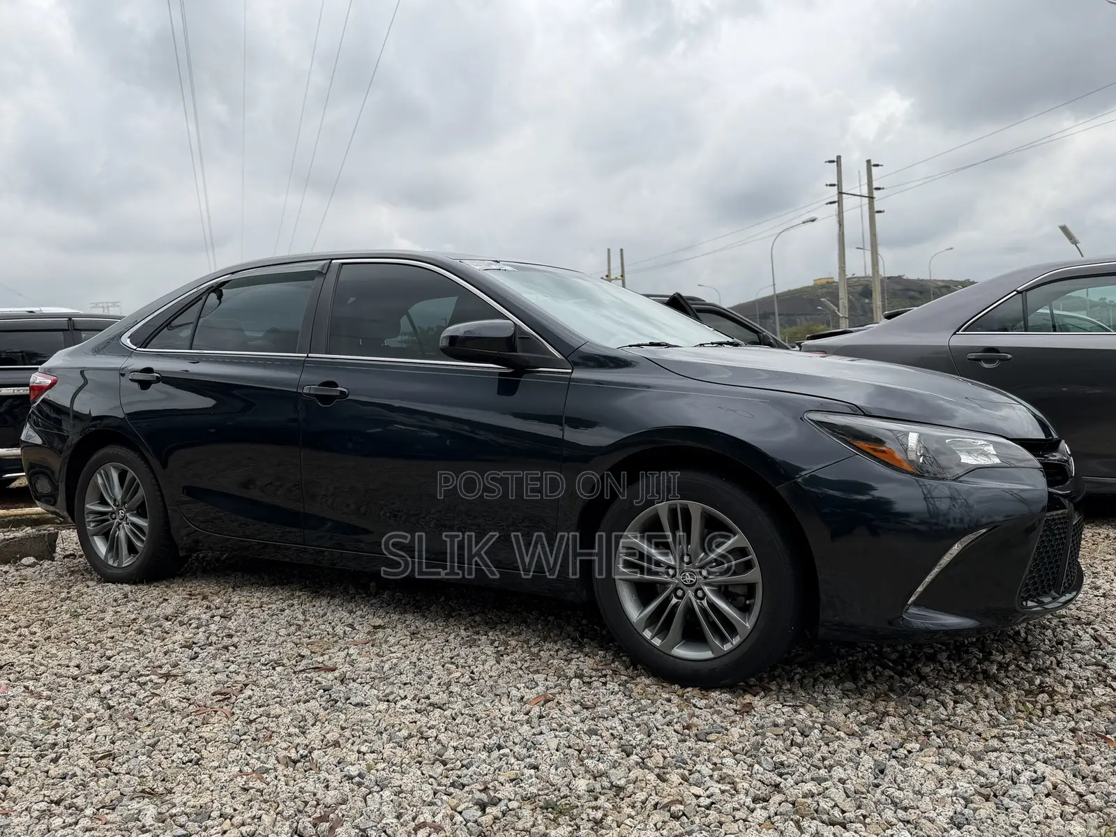 Toyota Camry SE 4dr Sedan (2.5L 4cyl 6A) 2016 Blue