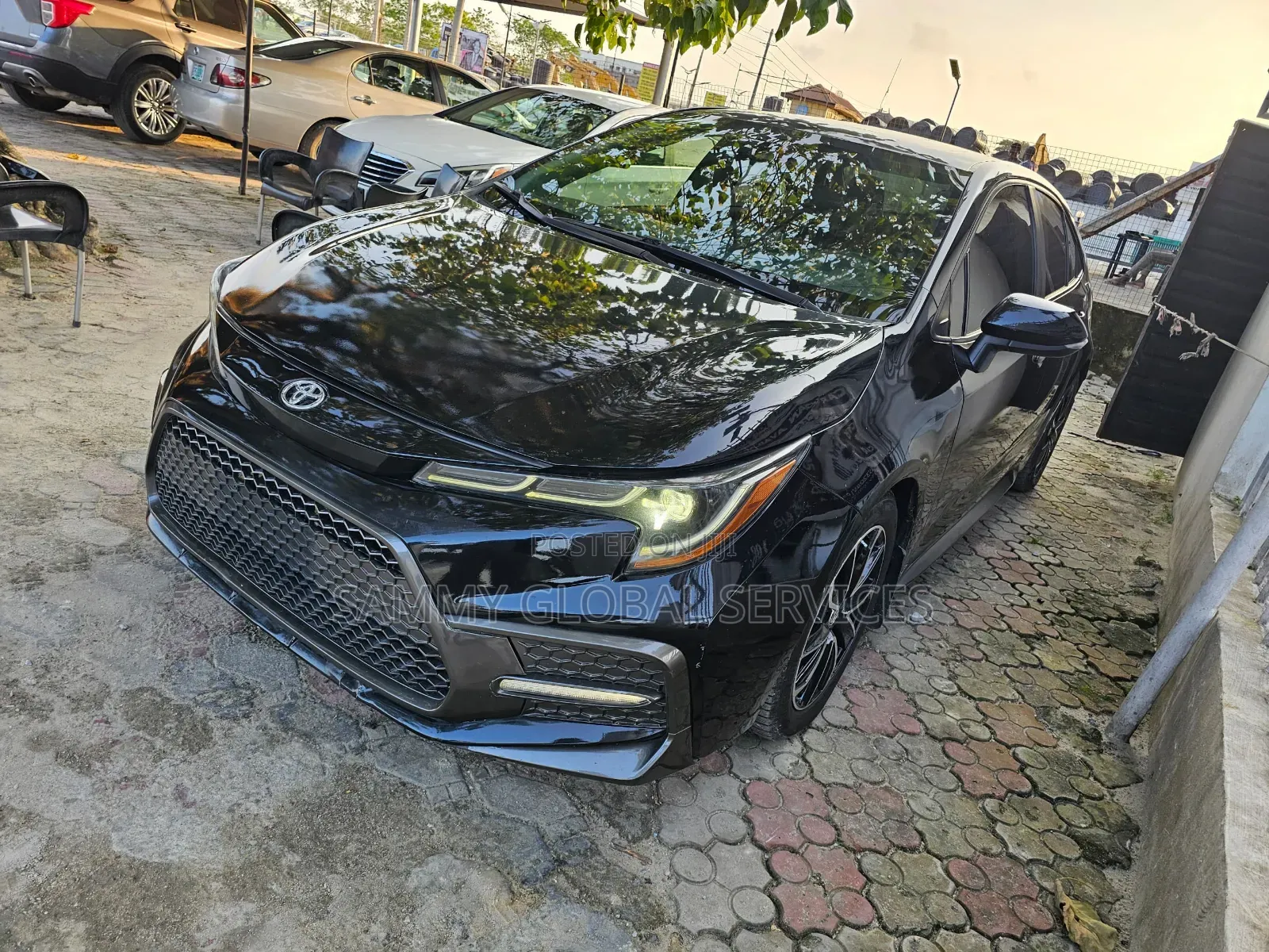 Toyota Corolla SE (1.8L 4cyl 6M) 2019 Black