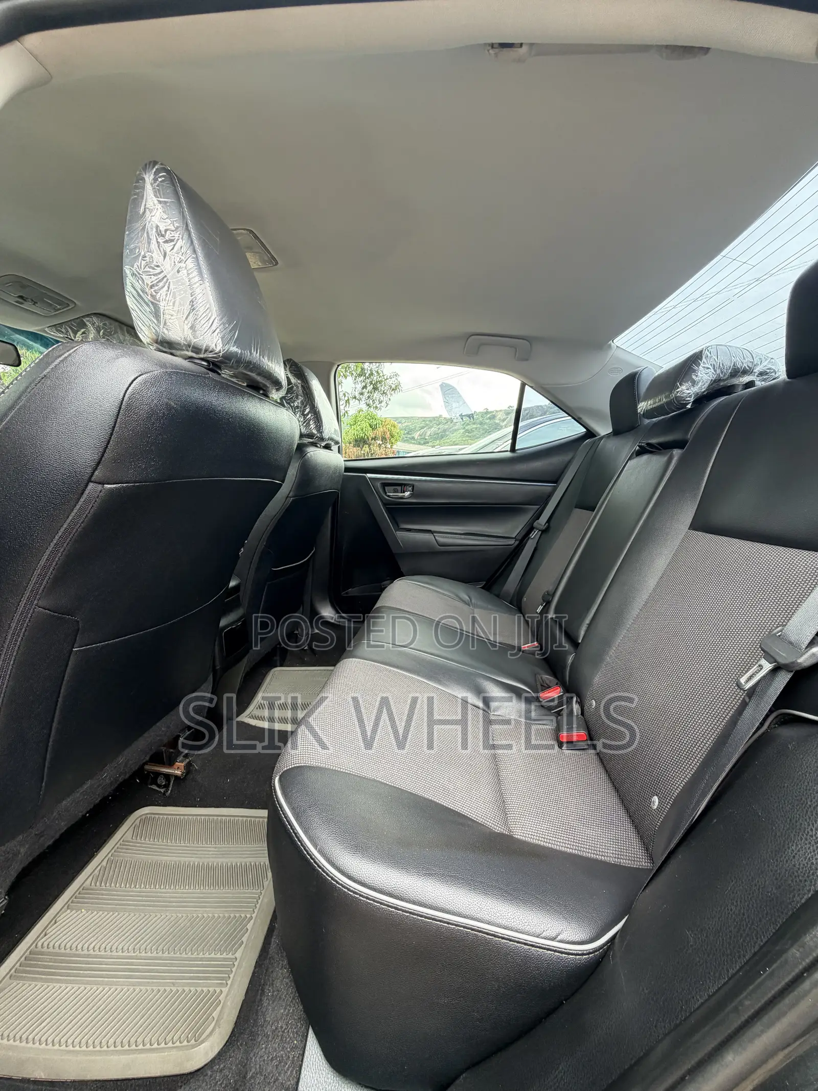 Toyota Corolla S 4dr Sedan (1.8L 4cyl CVT) 2016 Black
