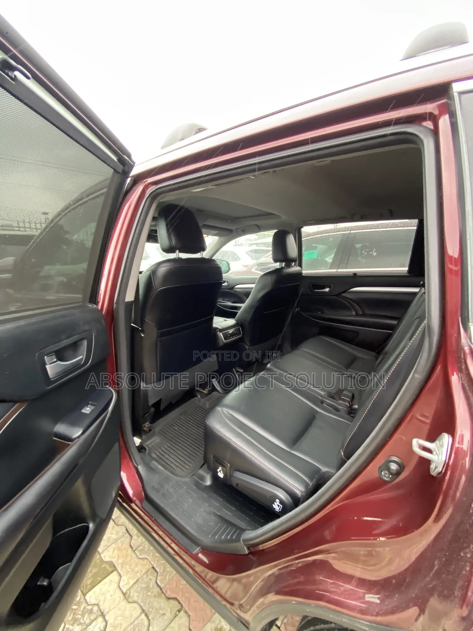 Toyota Highlander XLE 4x4 V6 (3.5L 6cyl 8A) 2017 Burgundy