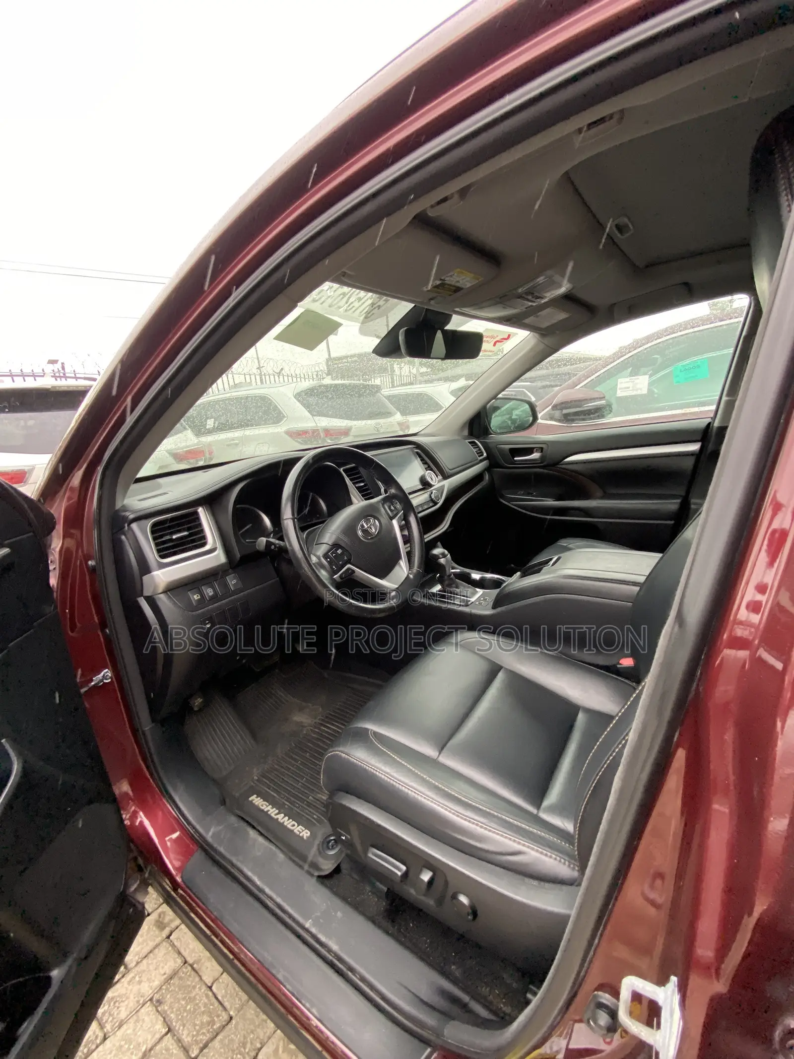 Toyota Highlander XLE 4x4 V6 (3.5L 6cyl 8A) 2017 Burgundy