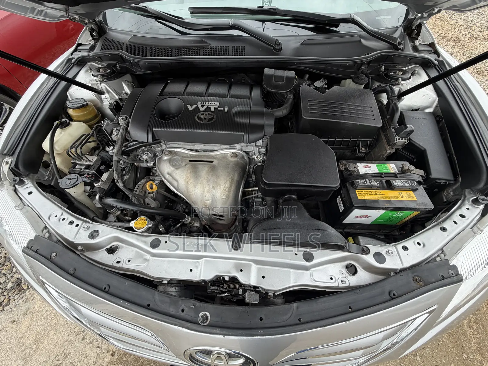 Toyota Camry LE 4dr Sedan (2.5L 4cyl 6AM) 2010 Silver