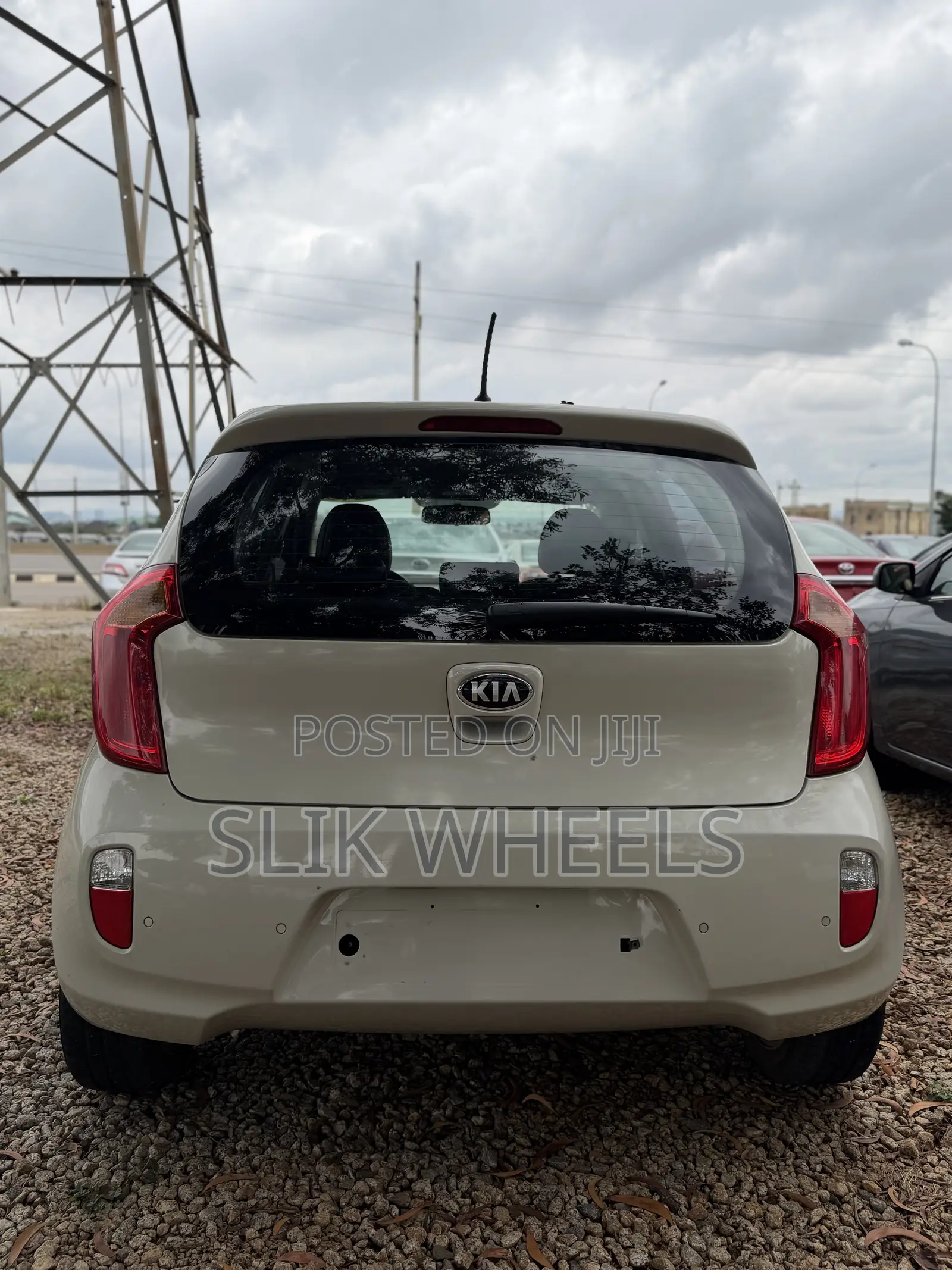Kia Morning 2013 White