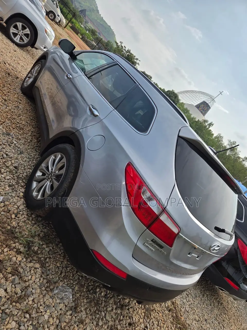 Hyundai Santa Fe Limited 4dr SUV AWD (3.3L 6cyl 6A) 2015 Silver