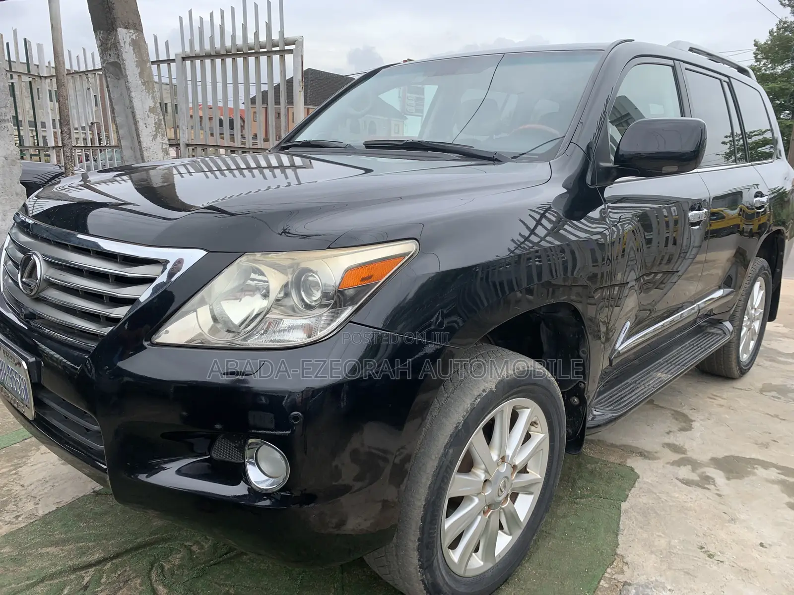 Lexus LX 570 2010 Black