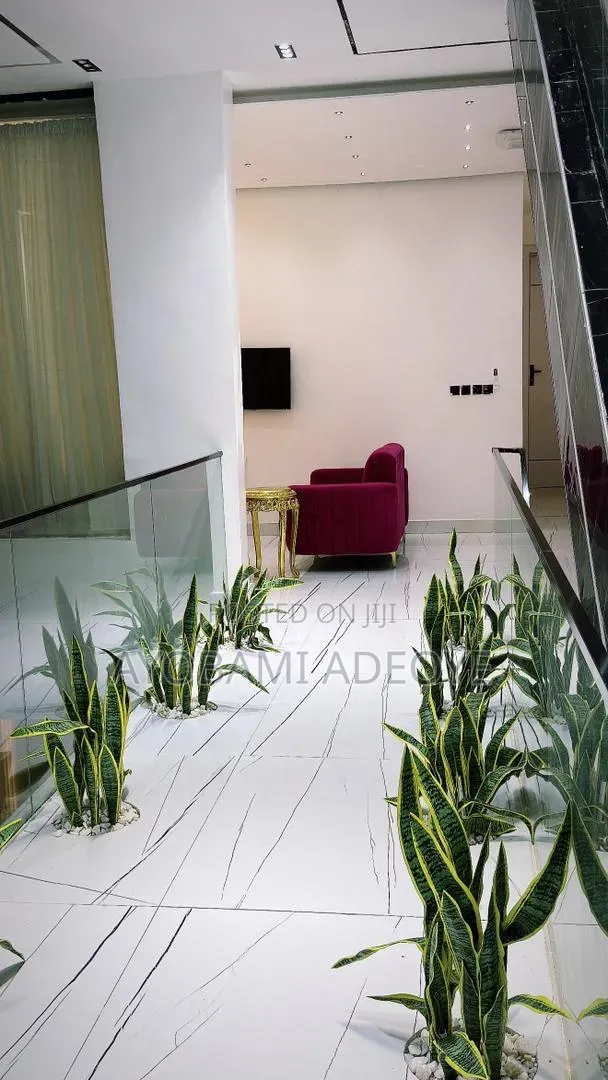 5bdrm Duplex in Palm Resident, Osapa london for sale