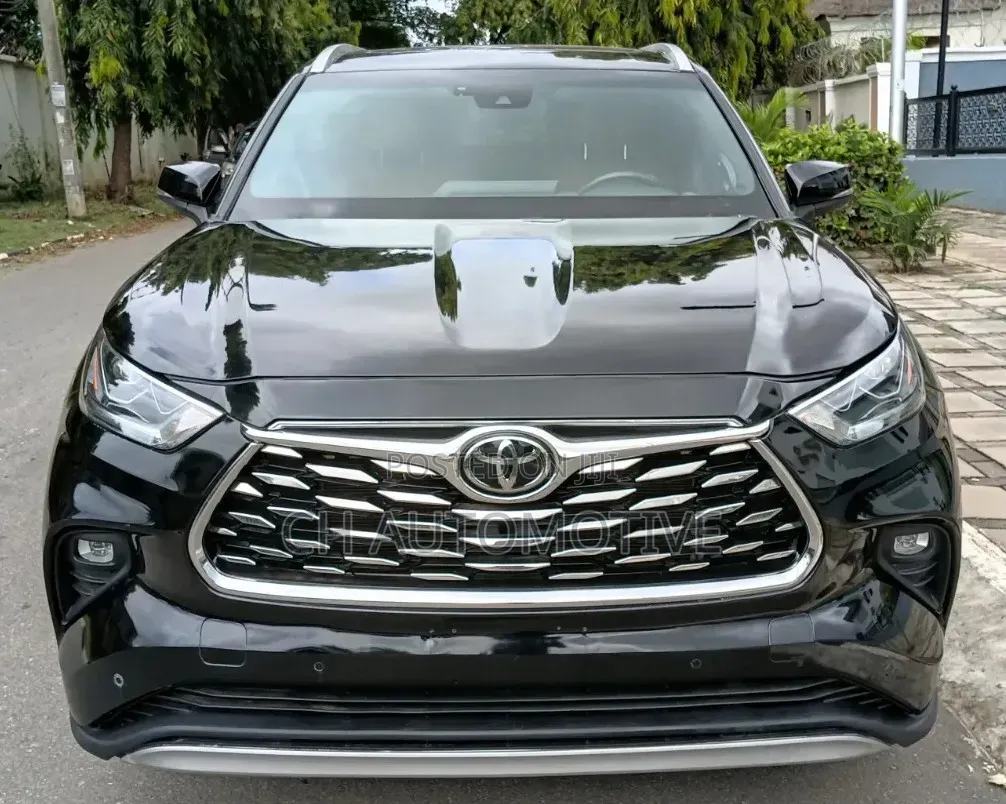 Toyota Highlander Platinum 2022 Black