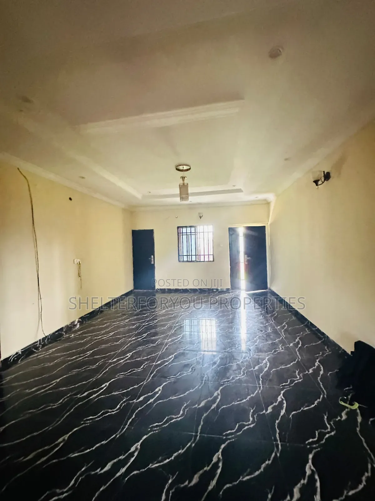 2bdrm Apartment in Lekki Expressway for rent