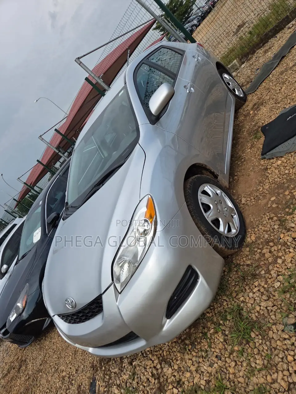 Toyota Matrix S Hatchback AWD (2.4L 4cyl 4A) 2010 Silver
