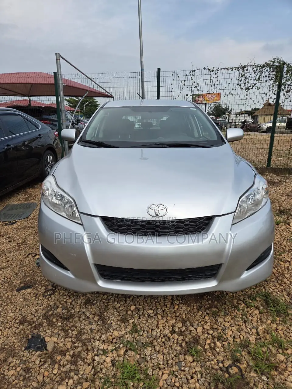 Toyota Matrix S Hatchback AWD (2.4L 4cyl 4A) 2010 Silver