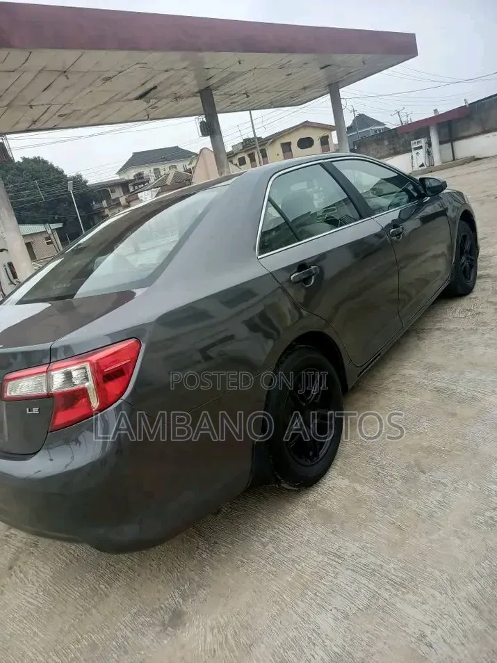 Toyota Camry 2013 Gray