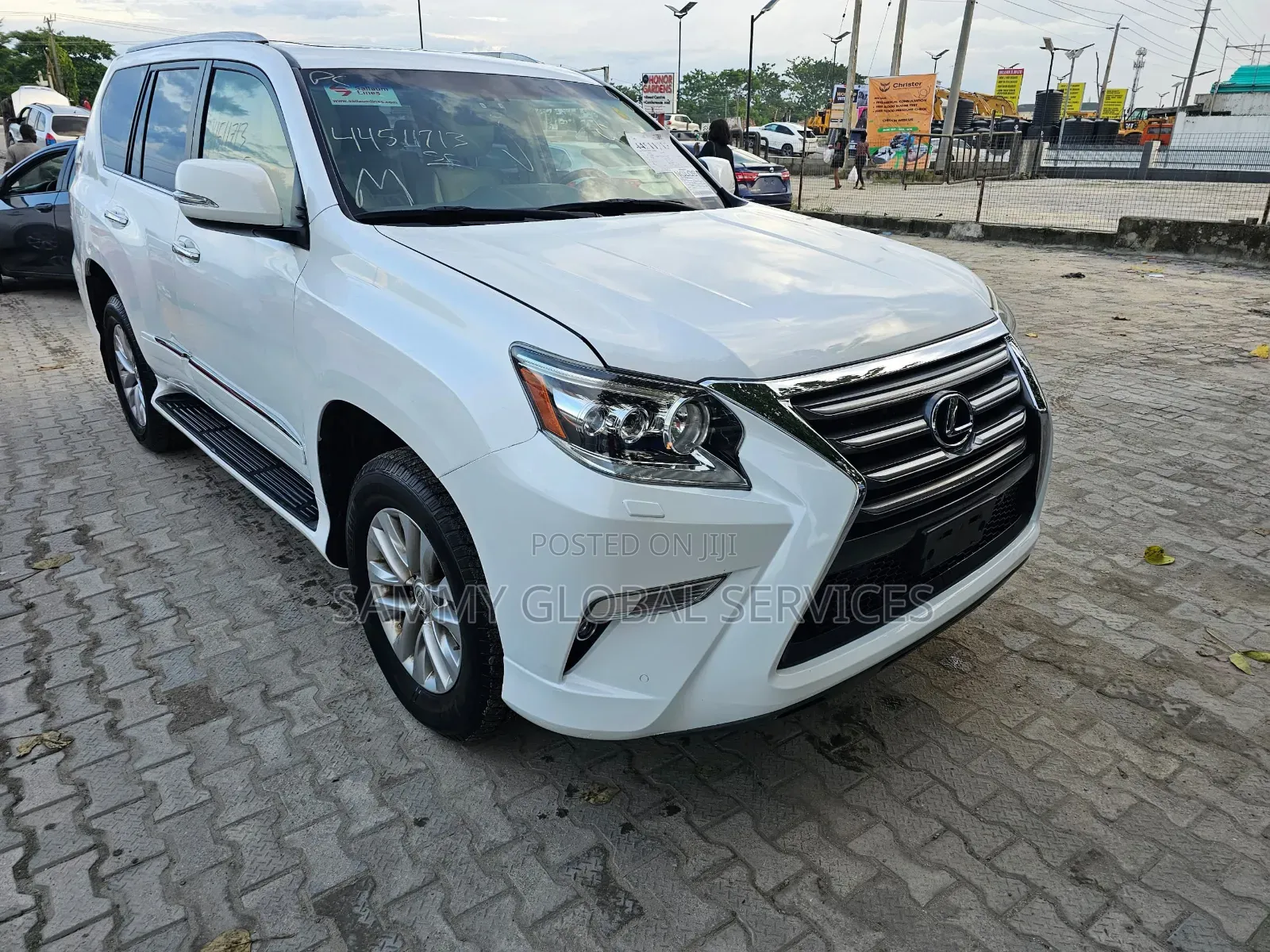 Lexus GX 460 Base 2016 White