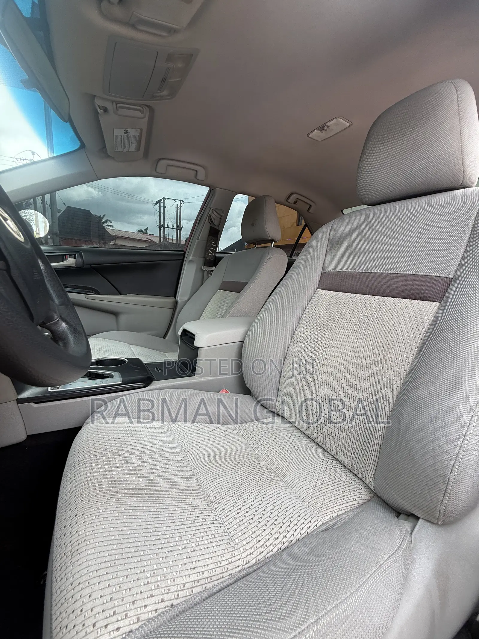 Toyota Camry LE 4dr Sedan (2.5L 4cyl 6A) 2013 Red