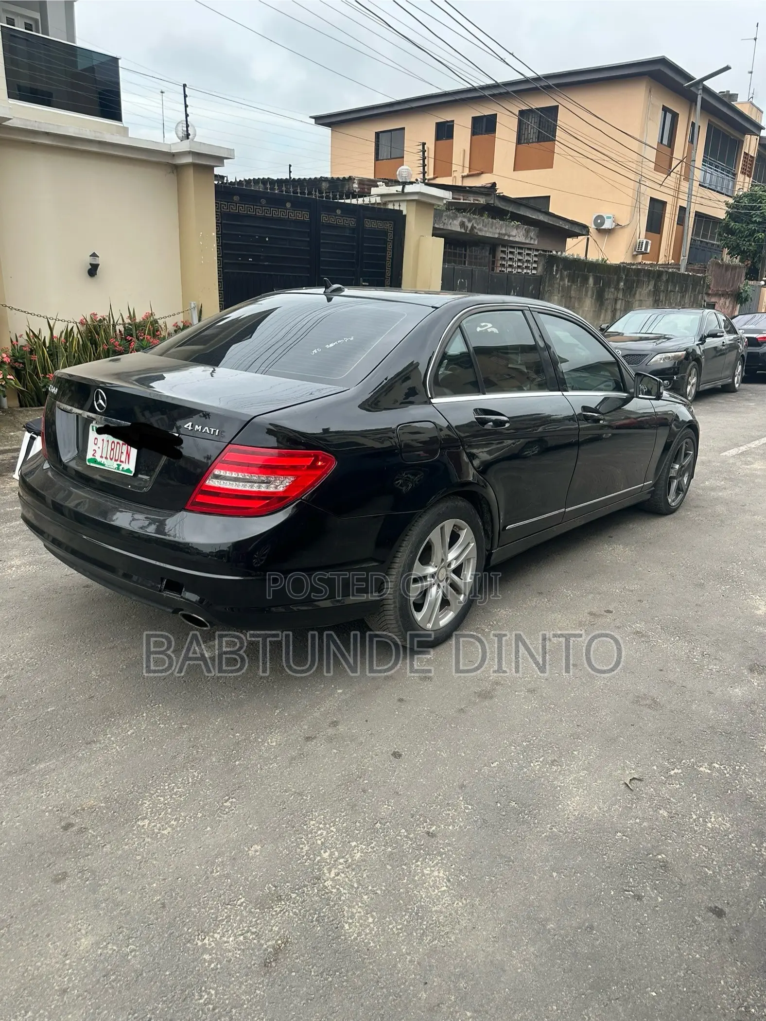 Mercedes-Benz C300 2013 Black