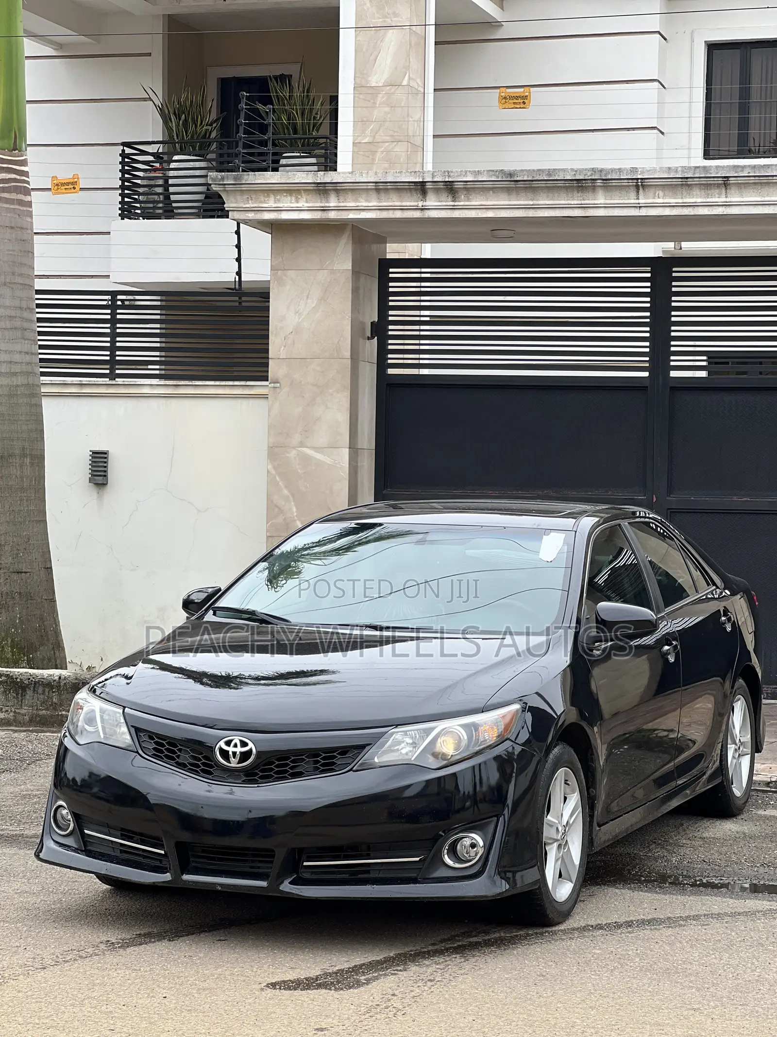 Toyota Camry 2014 Black