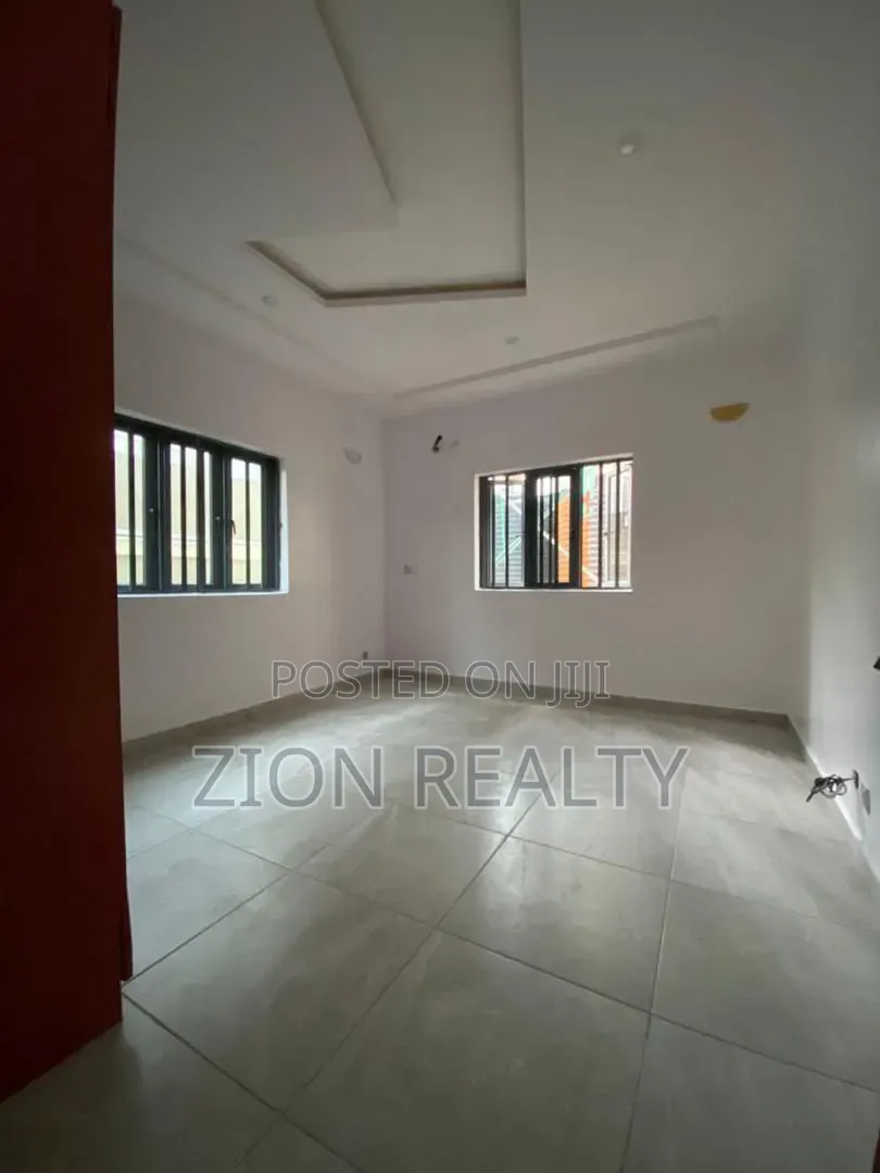 2bdrm Apartment in Chisco, Ikate for rent