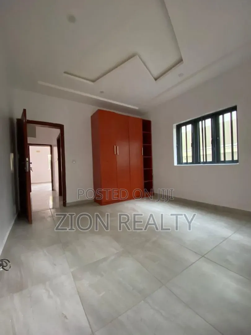 2bdrm Apartment in Chisco, Ikate for rent