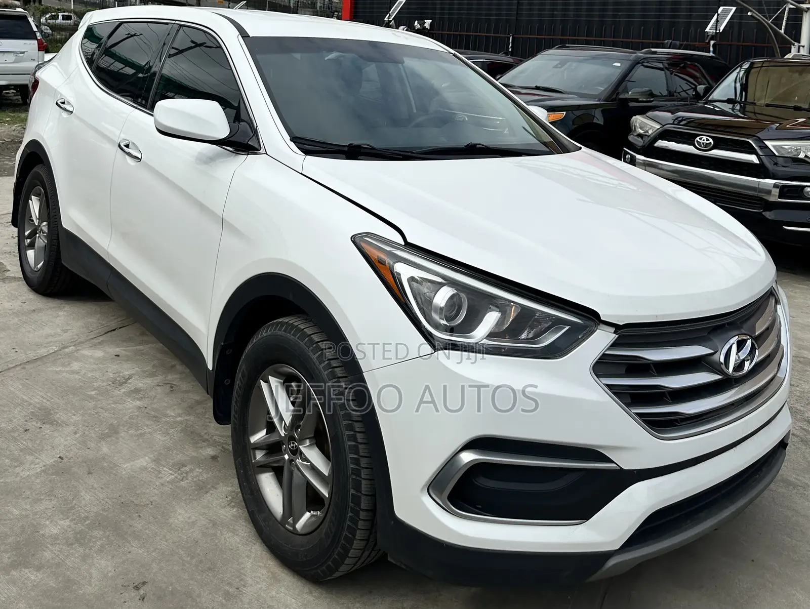 Hyundai Santa Fe Limited Ultimate AWD 2018 White