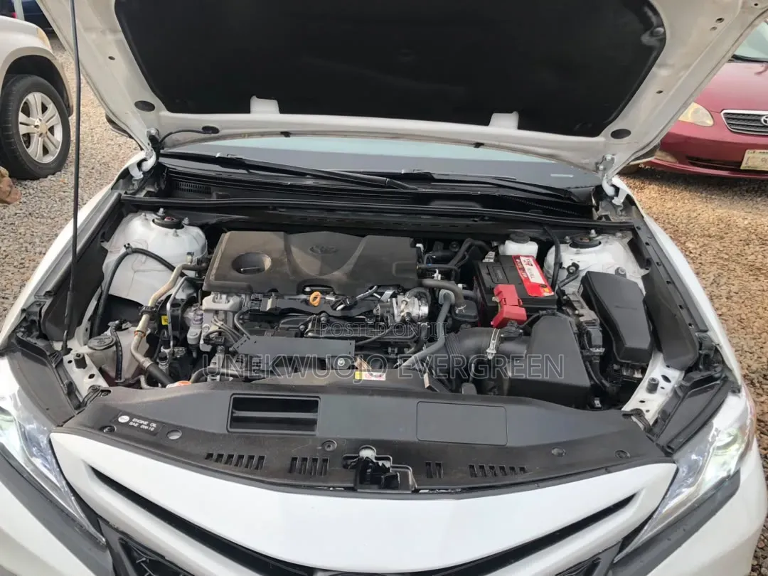 Toyota Camry XSE 2022 White