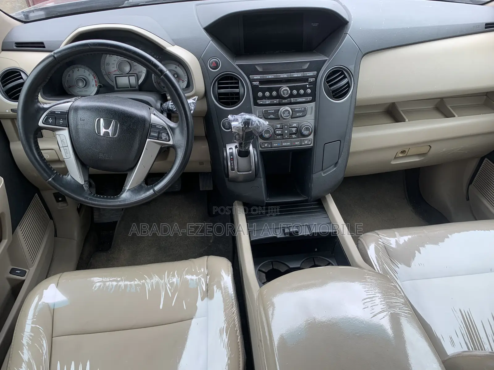 Honda Pilot Touring w/RES/Navi 4WD (3.5L 6cyl 5A) 2012 Gray
