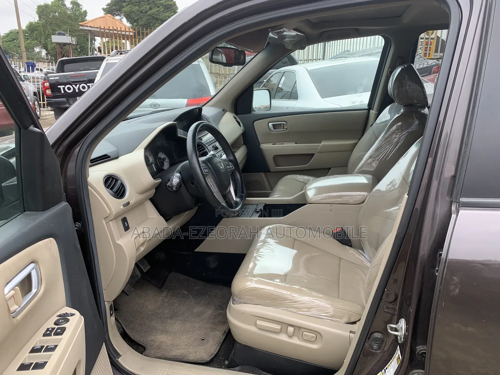 Honda Pilot Touring w/RES/Navi 4WD (3.5L 6cyl 5A) 2012 Gray
