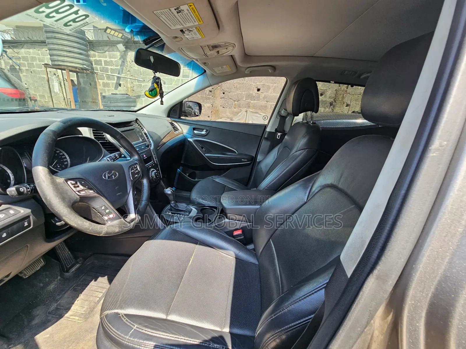 Hyundai Santa Fe SE AWD 2016 Brown