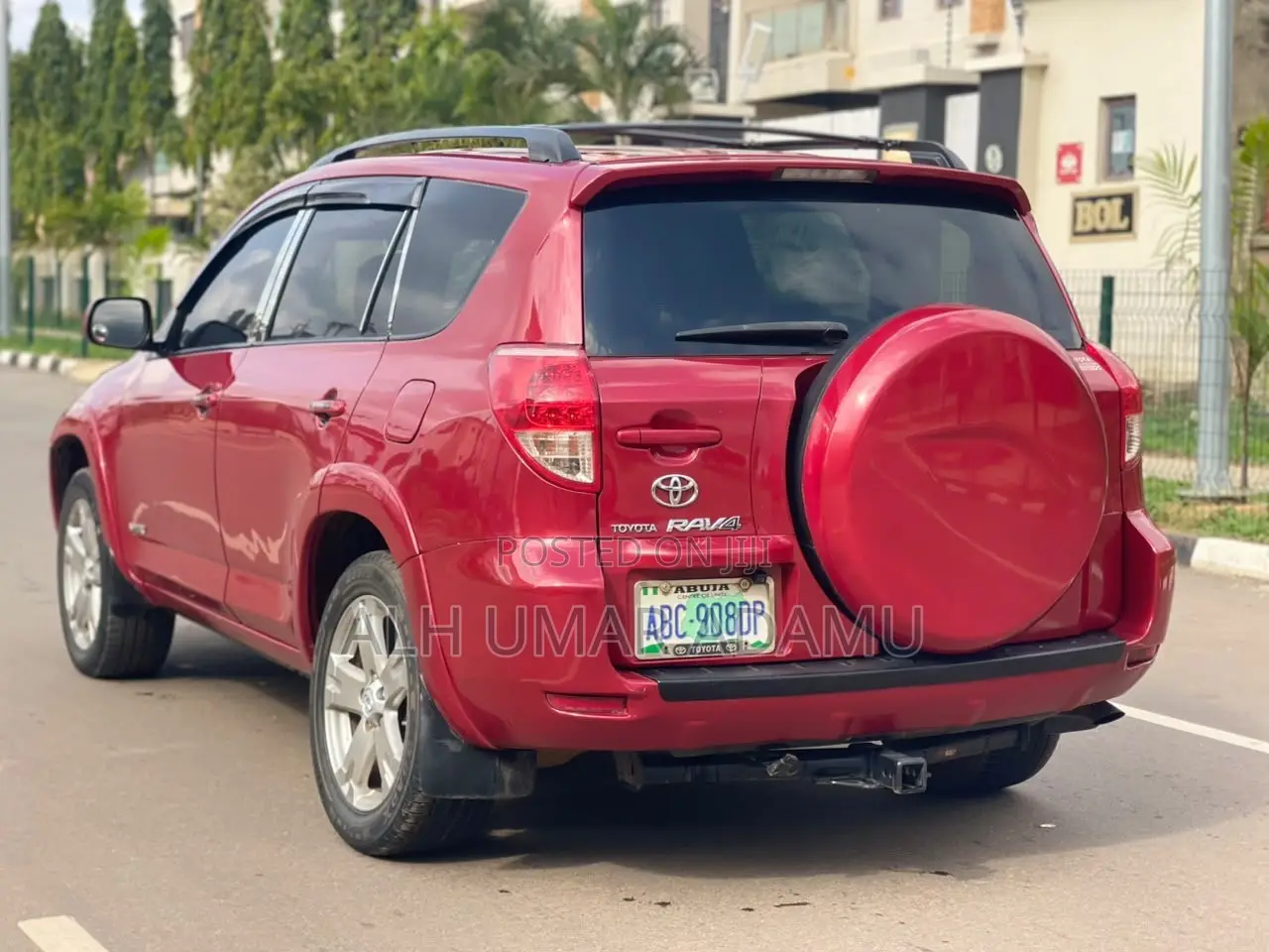 Toyota RAV4 2010 Red