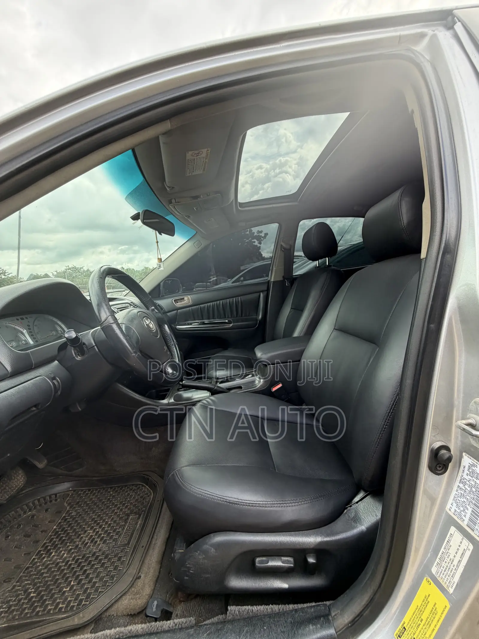 Toyota Camry SE V6 4dr Sedan (3.0L 6cyl 4A) 2002 Silver