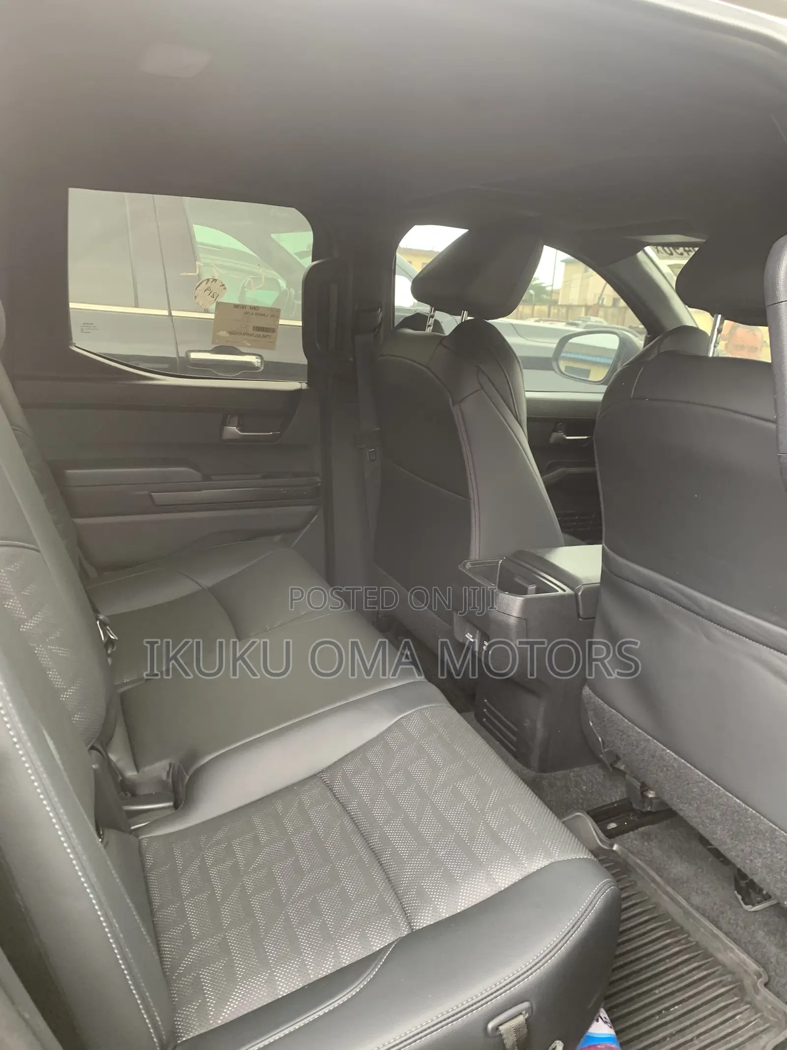 Toyota Tacoma 2024 Brown
