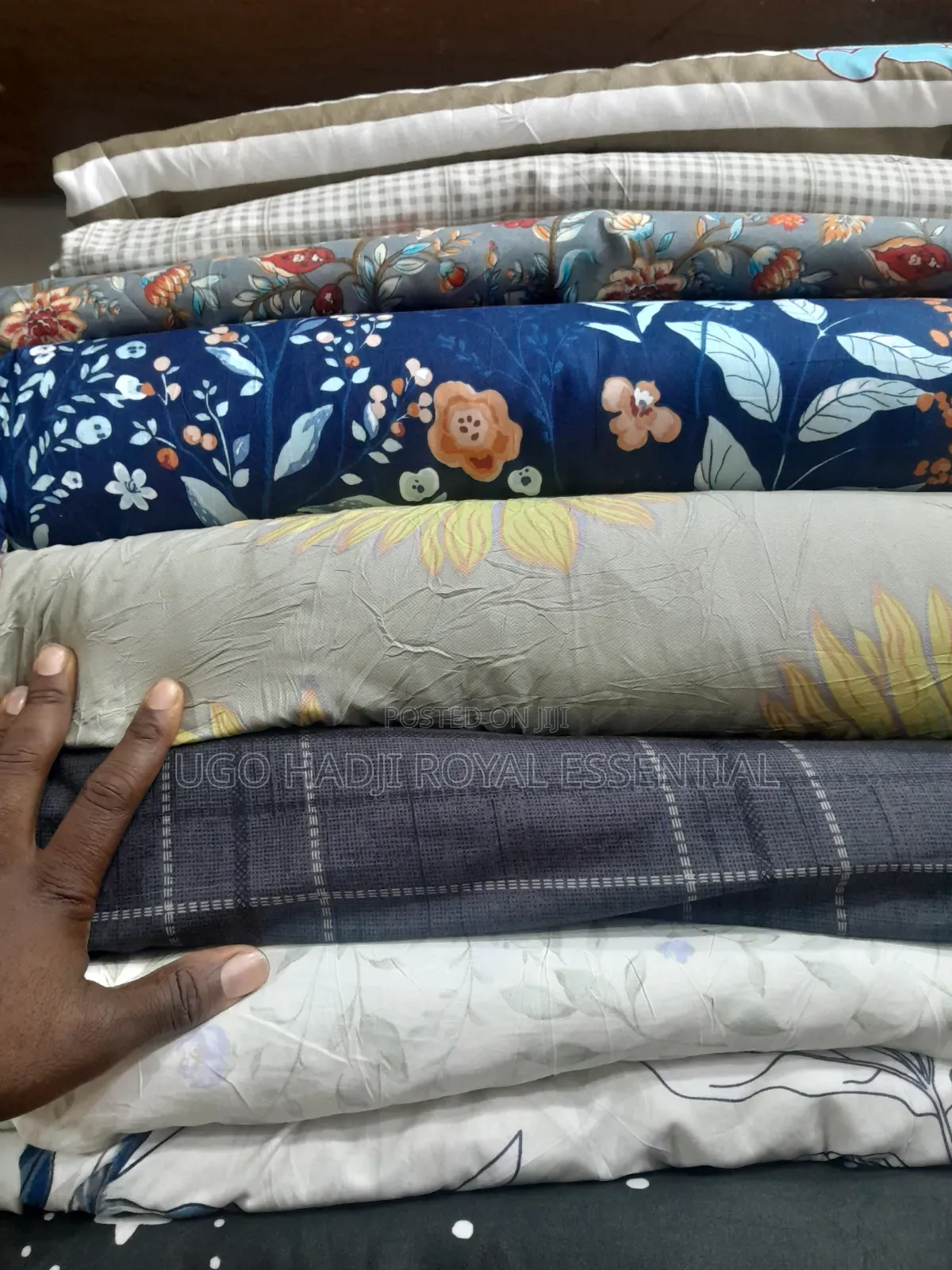 • Wholesale Bedding Fabrics for Duvets, Bed Sheets & Curtains