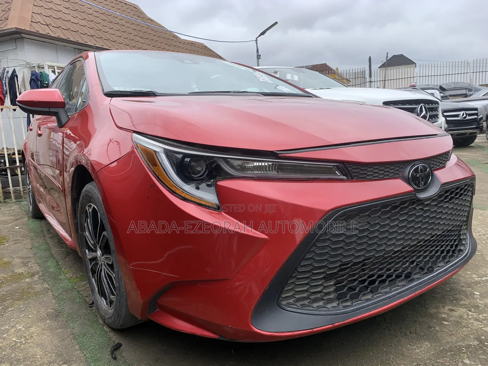 Toyota Corolla LE 2021 Red