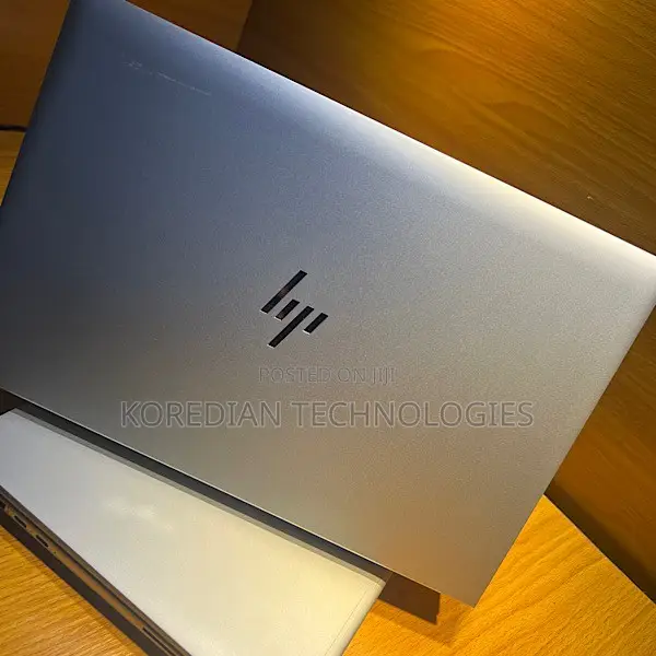 Laptop HP EliteBook 840 G9 8GB Intel Core i7 SSD 256GB