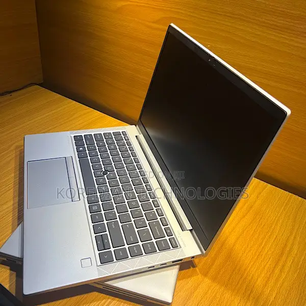 Laptop HP EliteBook 840 G9 8GB Intel Core i7 SSD 256GB