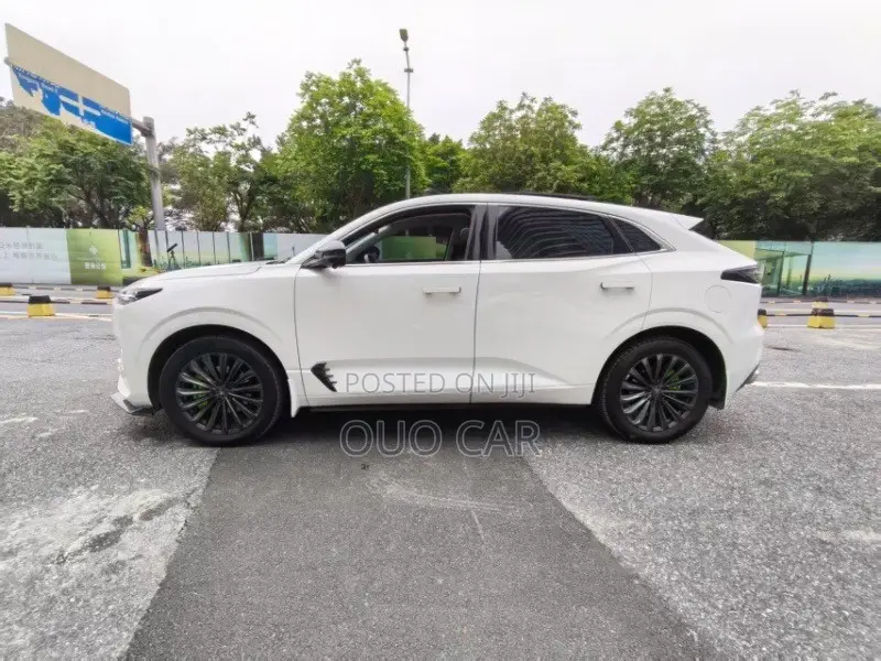 Changan UNI-K 2.0 Petrol FWD 2021 White