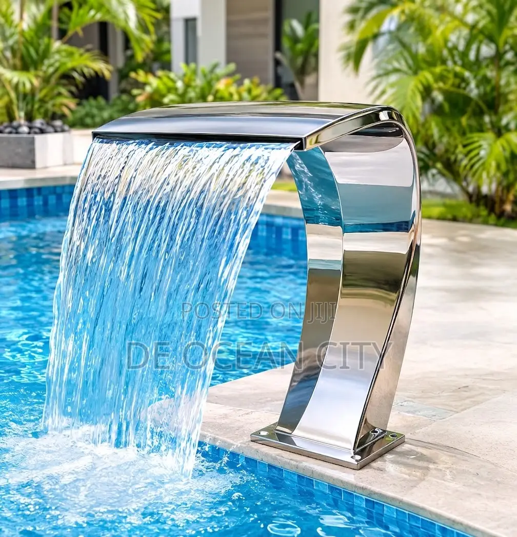 Curved Waterfall for Swimming Pool