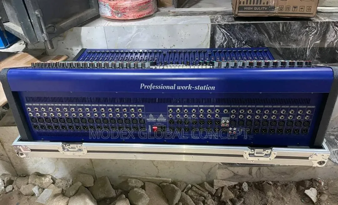 MSD 32-Channel Semi Digital Mixer