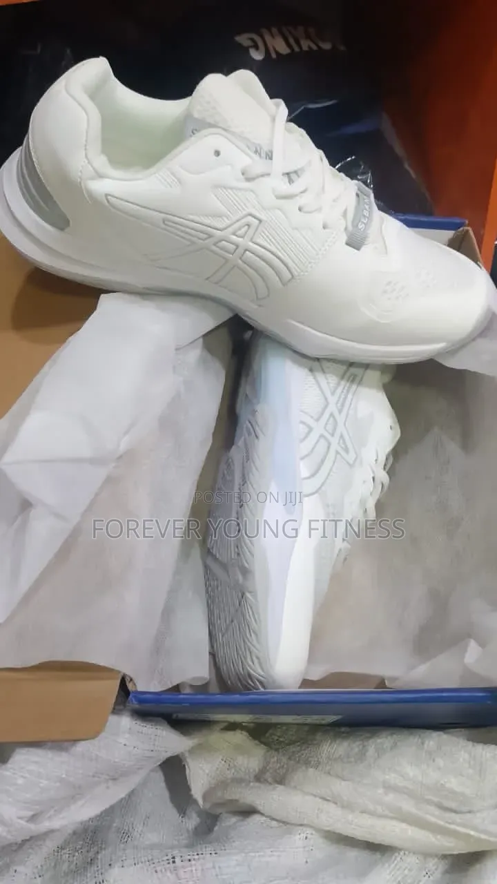 Lawn Tennis Shoes