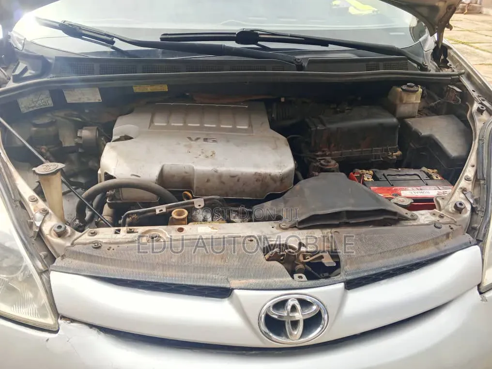 Toyota Sienna 2006