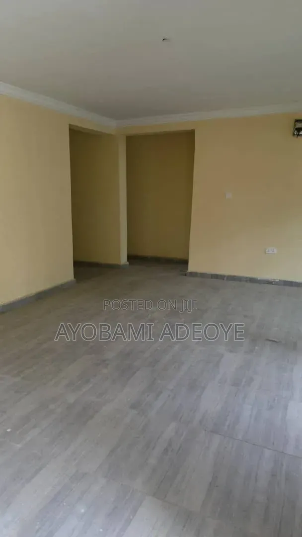 3bdrm Apartment in Ipaja / Ipaja for sale