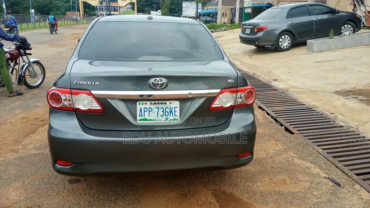 Toyota Corolla 2011