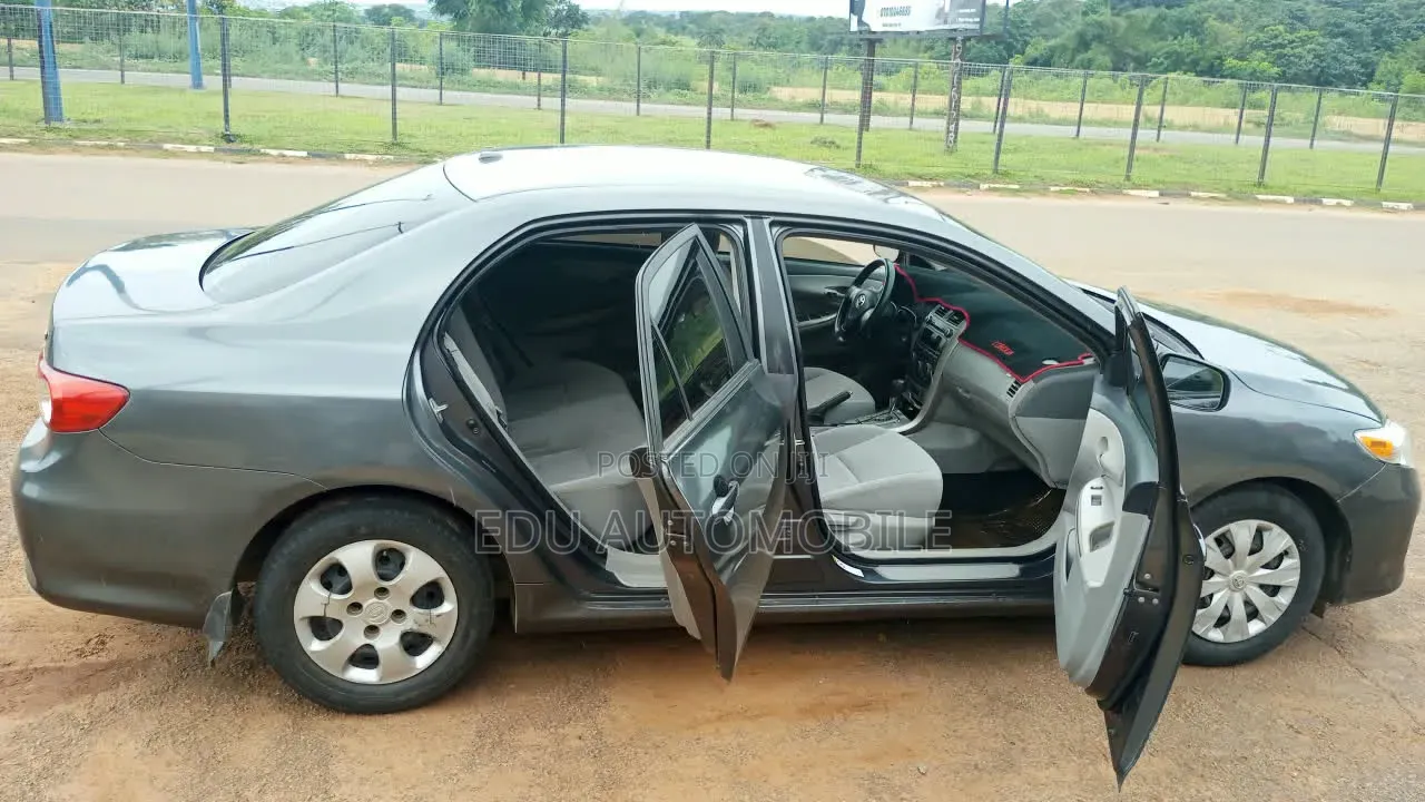 Toyota Corolla 2011