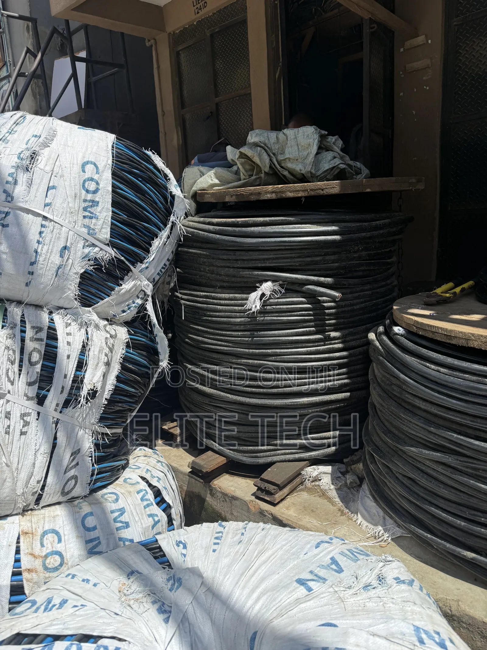 High-Grade 16mm X 4 Core Flexible Copper Cable – Best Price!