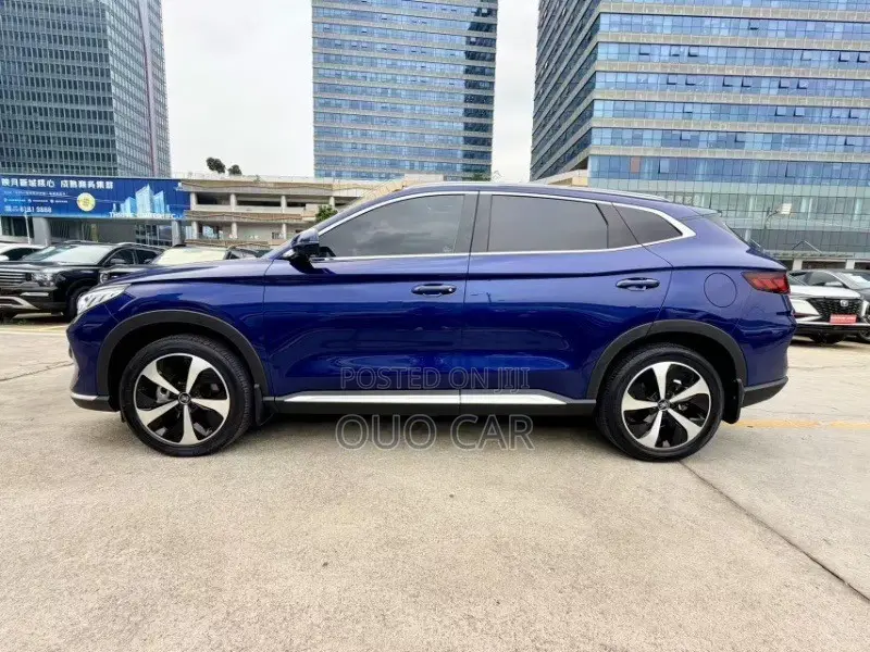 BYD Song Plus EV FWD 2022 Blue