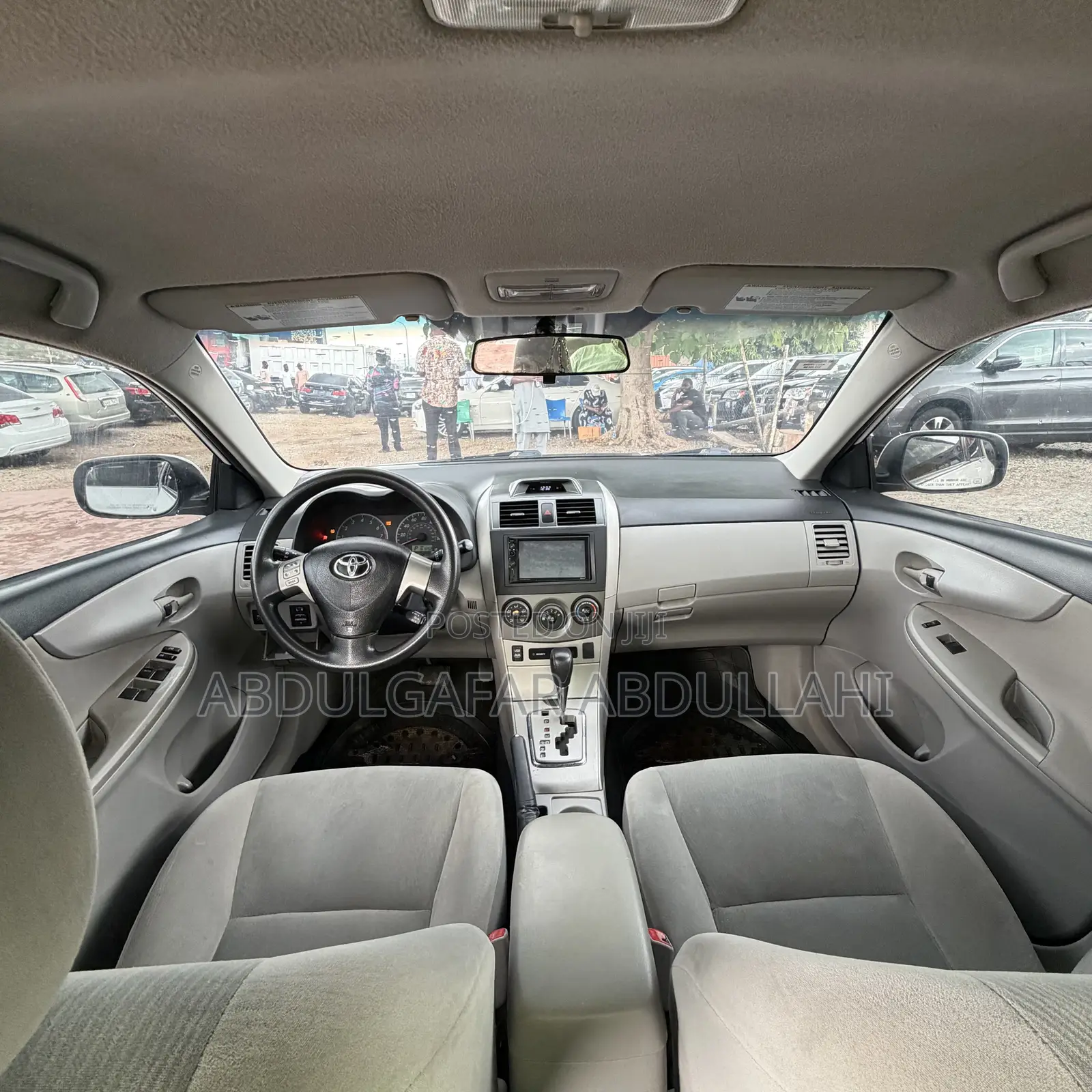 Toyota Corolla LE 4dr Sedan (1.8L 4cyl 4A) 2013 White